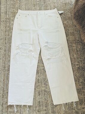 American Eagle Outfitters White Denim Jeans with Gold Stitching